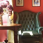 酒店 伊纳湖小屋酒店 4*