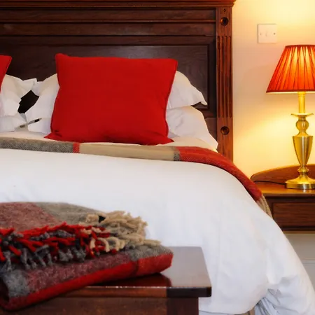 Hotel Lough Inagh