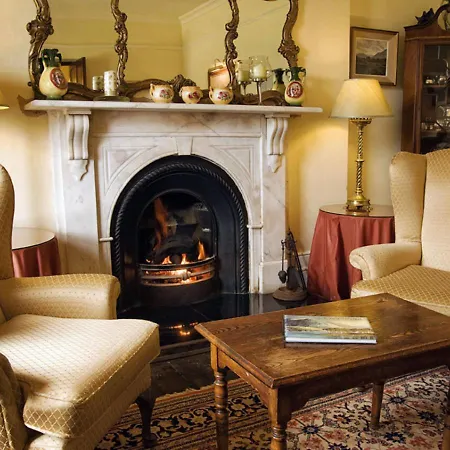 Lough Inagh Hotel Recess