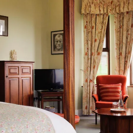 Lough Inagh 4* Recess