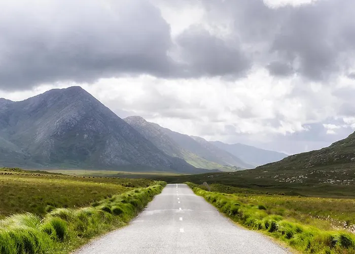 ホテル Lough Inagh